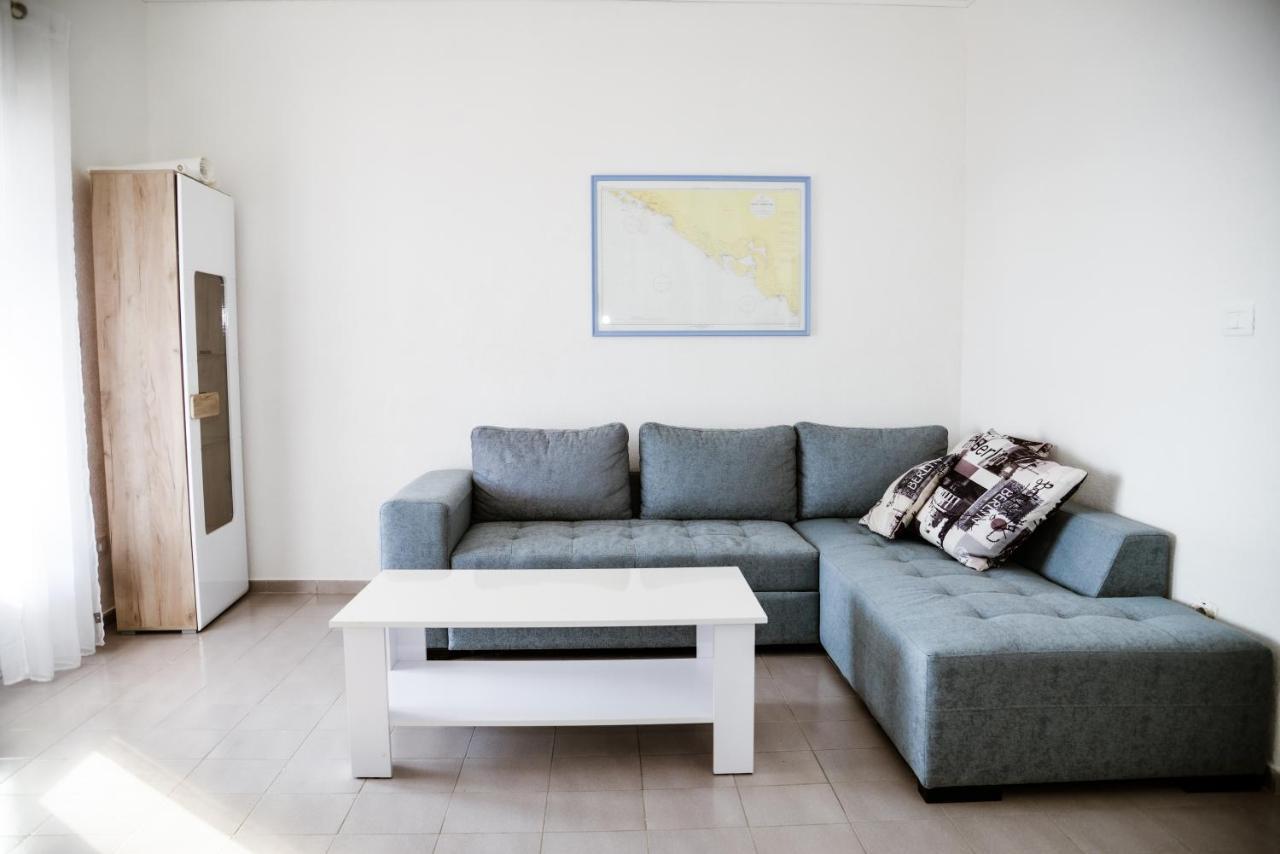 Iker Apartments Tivat Exterior foto